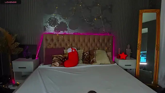 DellaRowe online show from 12.25.24