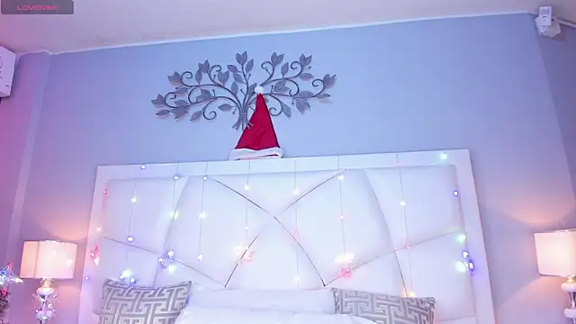 MelanieKlaus online show from 12.19.24