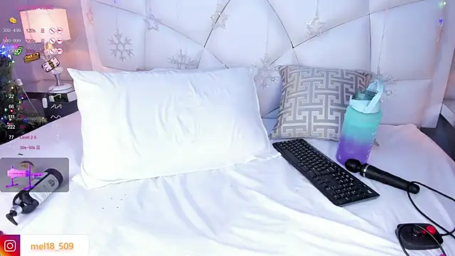 MelanieKlaus online show from 12.24.24