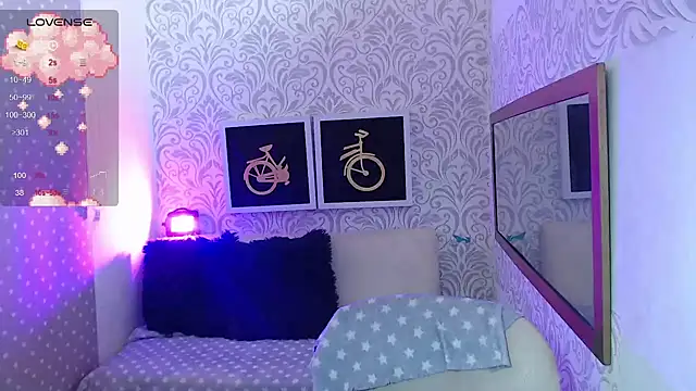 lili hott63 online show from 12.03.24