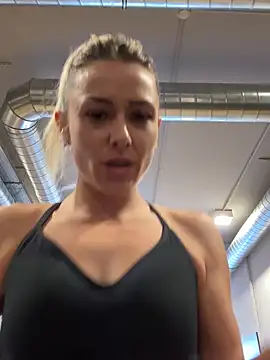 petrouchkaaa  online show from 01.10.25