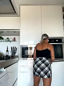 petrouchkaaa  online show from 09.15.25