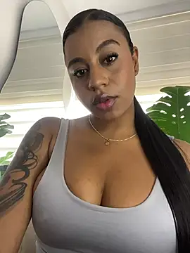 charlotteeruss online show from 11.07.25