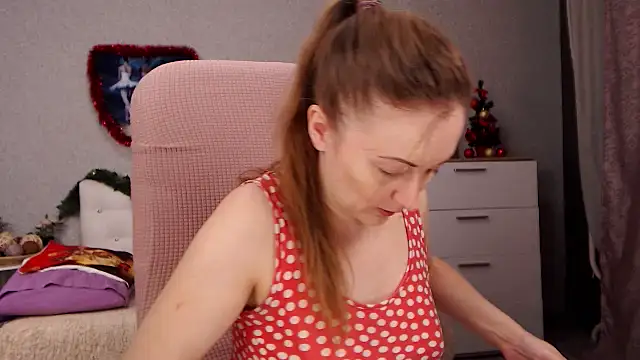 BettyFootFetish online show from 12.13.25