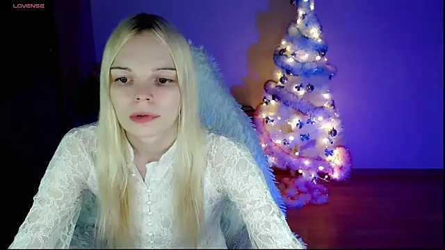Emily Nyaffee online show from 12.26.24
