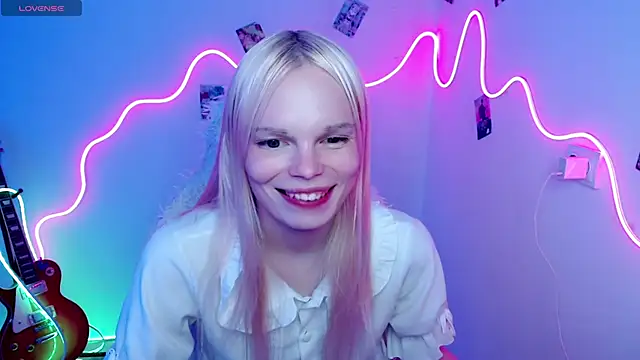 Emily Nyaffee online show from 10.23.25