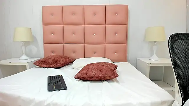 lhiamfit online show from 12.28.24