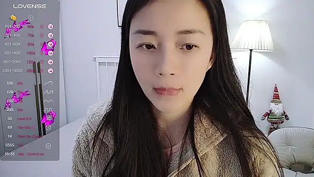 A-xena online show from 12.14.24