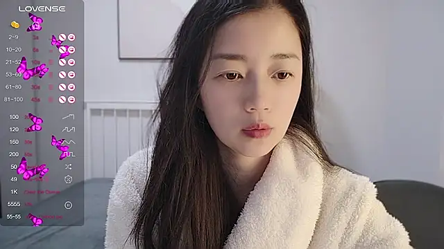 A-xena online show from 12.26.24