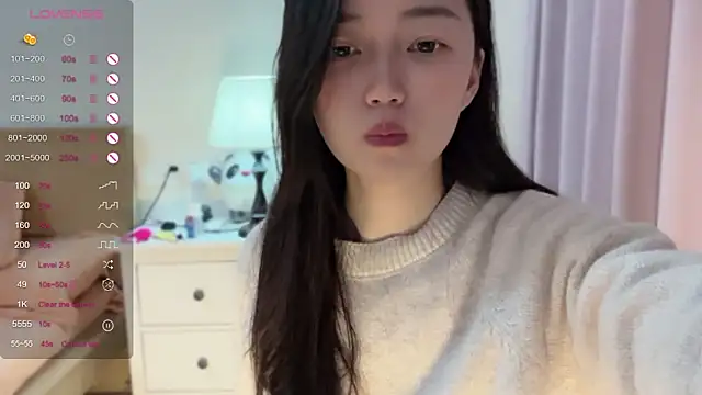 A-xena online show from 01.24.25