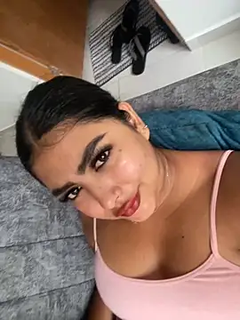 NatashaBrown12 online show from 10.08.25