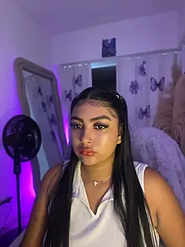 NatashaBrown12 online show from 05.13.26