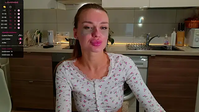 MissLovex online show from 11.05.25