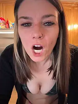 LadyLena1 online show from 12.18.24