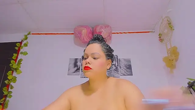 Snapshot of Alhelqueen chatting on 10.30.25 Alhelqueen online show from 10.30.25