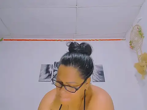 Snapshot of Alhelqueen chatting on 02.09.26 Alhelqueen online show from 02.09.26