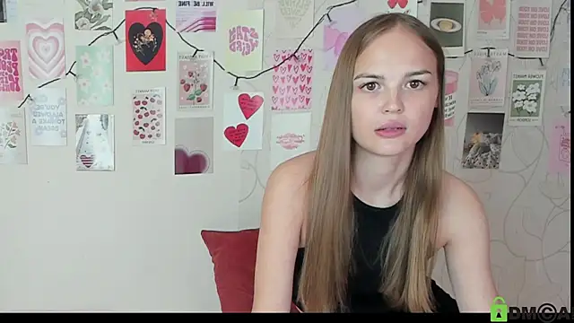 Snapshot of little_radiant_sun chatting on 09.30.25 little radiant sun online show from 09.30.25