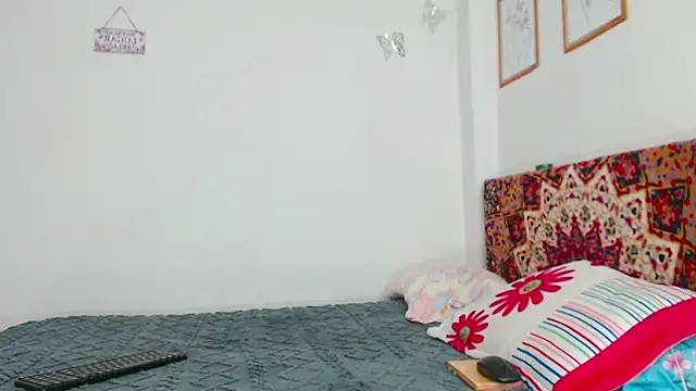 verocute7 online show from 09.24.25