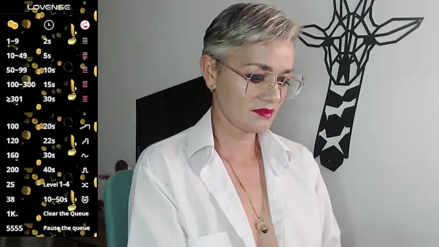 scarlett paris22 online show from 01.15.25