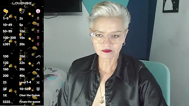 scarlett paris22 online show from 03.19.25