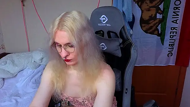 Lori Myaf online show from 03.19.26