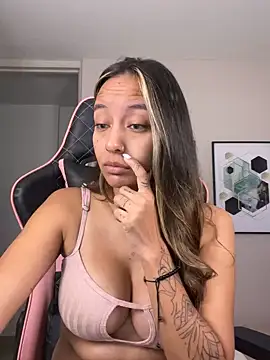 DianaHopson online show from 10.07.25