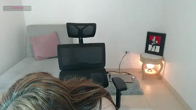 Snapshot of lilian_prada chatting on 02.24.25 lilian prada online show from 02.24.25