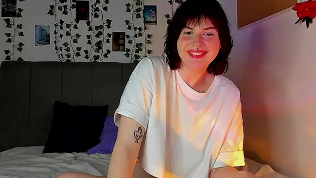 miss Lizzy online show from 12.06.24