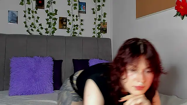 Snapshot of miss_Lizzy chatting on 10.20.25 miss Lizzy online show from 10.20.25