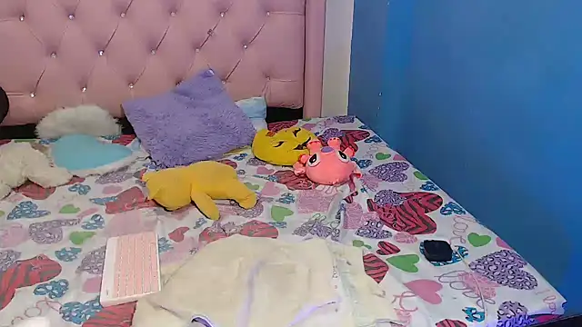 Snapshot of sexycandy07 chatting on 09.28.25 sexycandy07 online show from 09.28.25