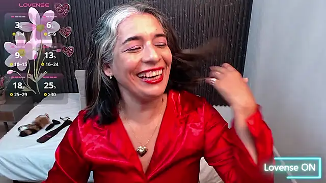 Snapshot of tammy_lynn69 chatting on 09.29.25 tammy lynn69 online show from 09.29.25