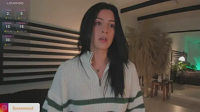 Snapshot of afrodita__25 chatting on 12.18.24 afrodita 25 online show from 12.18.24