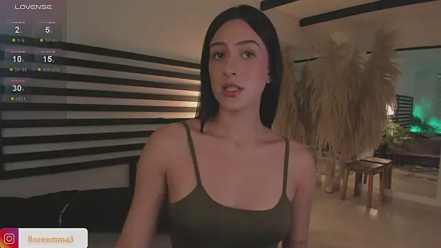 Snapshot of afrodita__25 chatting on 01.15.25 afrodita 25 online show from 01.15.25