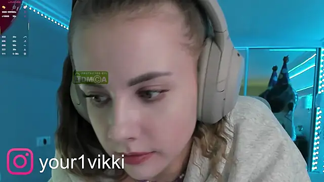 Vikki Cheese online show from 02.13.25