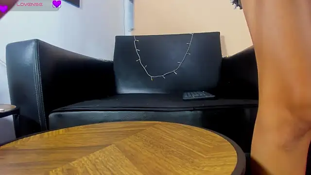 BRITANY WELLS  online show from 12.17.25