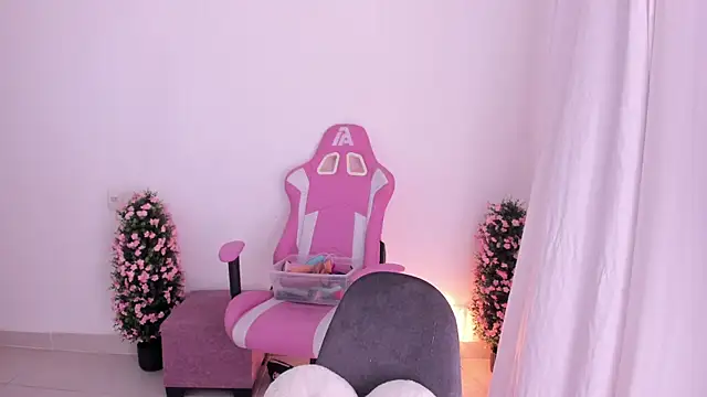 keissy rincon  online show from 11.14.25