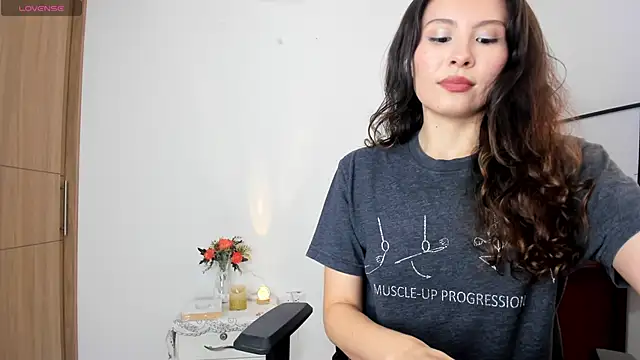 amara falcon online show from 11.11.25