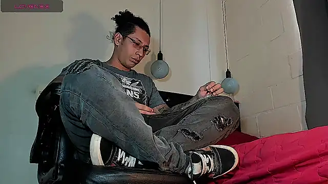 FuckHardlove online show from 09.23.25