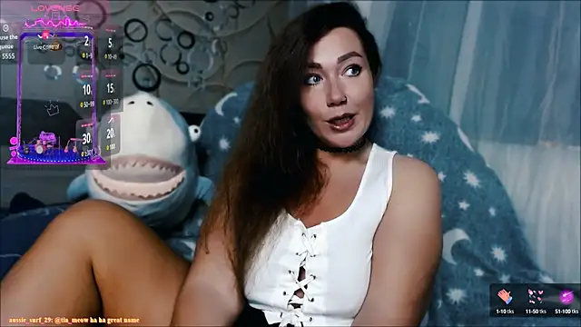 tia meow online show from 10.11.25