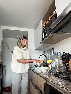 Ameellie online show from 11.21.25