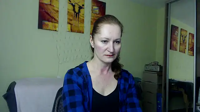 AmellyGrand online show from 12.16.24