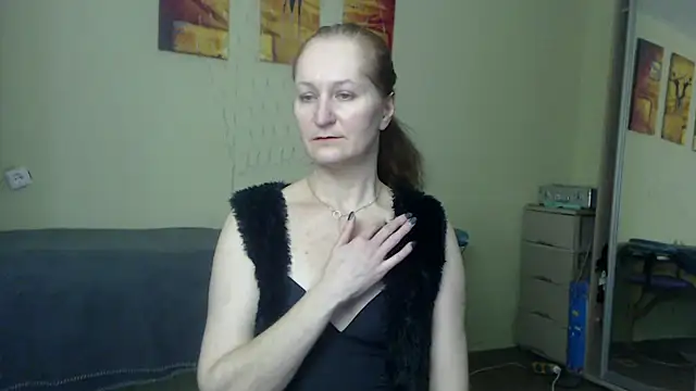 AmellyGrand online show from 01.16.25