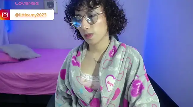 little  amy  online show from 01.06.25