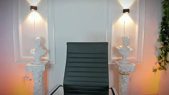 Kleeopatra  online show from 12.04.24