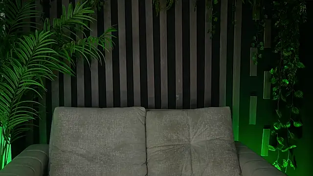 Kleeopatra  online show from 03.13.25