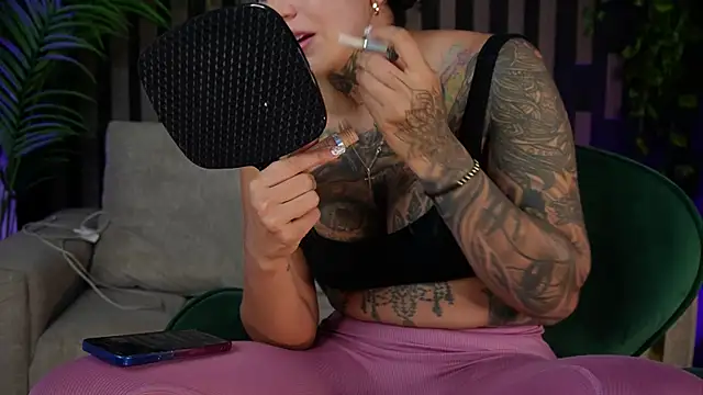 Kleeopatra  online show from 03.17.25