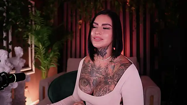 Kleeopatra  online show from 10.05.25