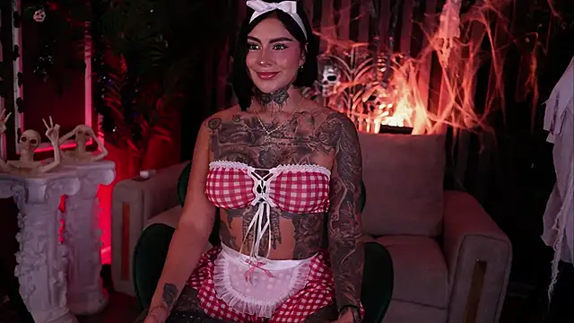 Kleeopatra  online show from 10.17.25