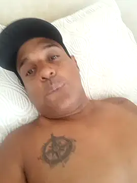 Snapshot of casal7722 chatting on 12.16.24 casal7722 online show from 12.16.24