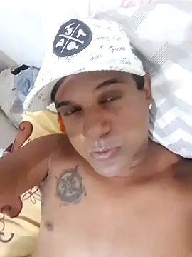 Snapshot of casal7722 chatting on 01.16.25 casal7722 online show from 01.16.25